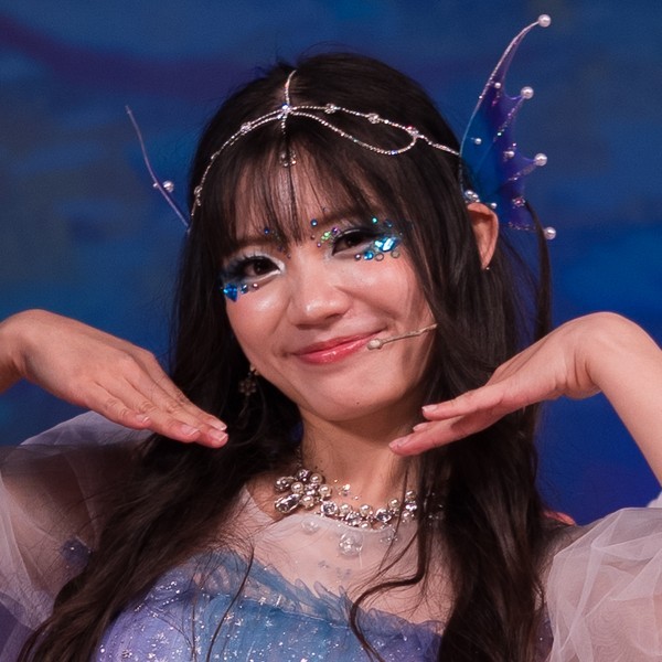 盛保羅魔幻劇團演出團員林彥禛,在 2024 臺中市葫蘆墩文化中心演奏廳《魔法師的考驗-地球危機!》演出