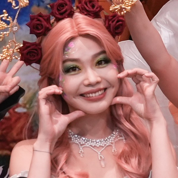 盛保羅魔幻劇團演出團員黃予婕,在 2025 雲林表演廳《魔法師的考驗-地球危機!》演出