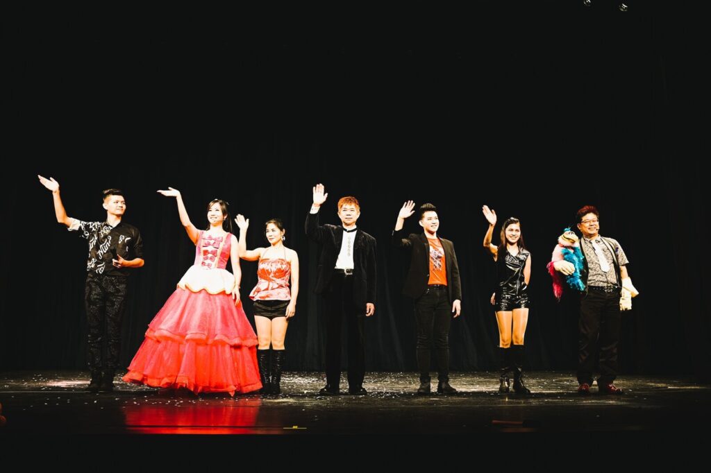 2020 桃園市政府文化局演藝廳《2020魔幻公演》全體演出者謝幕