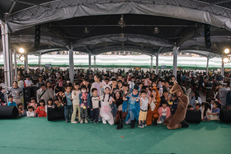 寶佳機構 2025 家庭日:苗栗頭份的親子魔術劇《兔兔的紅蘿蔔不見了!》